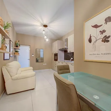 Cozy 1br In With Wifi, Ac And Comfy Bed By 360 Estates Gzira