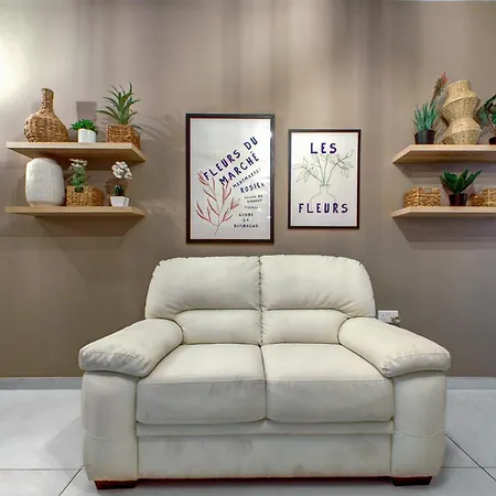 דירה Cozy 1br In With Wifi, Ac And Comfy Bed By 360 Estates