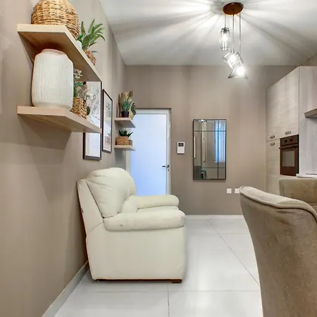דירה Cozy 1br In With Wifi, Ac And Comfy Bed By 360 Estates Gzira