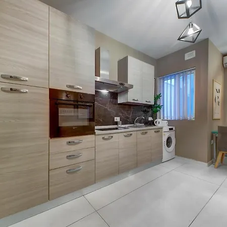 Cozy 1br In With Wifi, Ac And Comfy Bed By 360 Estates * Gzira